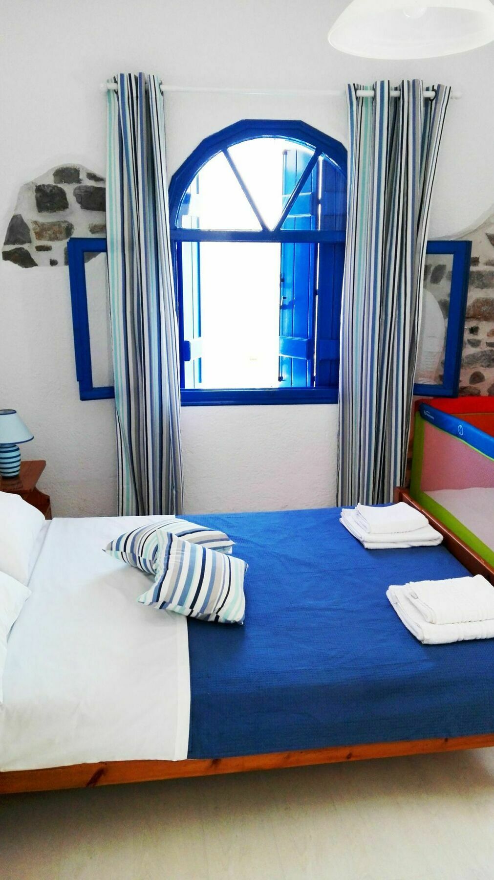 Eleftheria Sea Side Traditional House 伊罗达 外观 照片